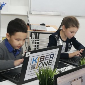 KiberOne объявляет набор юных программистов в Усть-Каменогорске - Школа программирования для детей, компьютерные курсы для школьников, начинающих и подростков - KIBERone г. Фергана